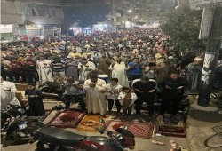 مراقبون: إقبال المصلين على صلاة التهجد يكشف حجم خسارة الانقلاب
