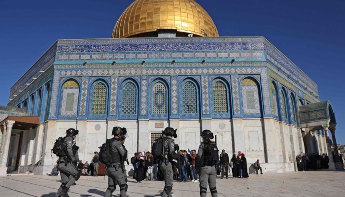 الجبهة الشعبية: اقتحام الأقصى يفجر الغضب الفلسطيني بوجه الاحتلال