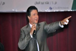 نشطاء يطالبون بالكشف عن مصير إيمان البحر درويش بعد أنباء اعتقاله