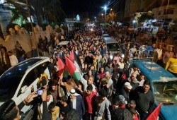 مسيرة حاشدة في خانيونس ضد تهديد الاحتلال باغتيال السنوار