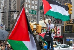 10 آلاف متظاهر وسط لندن يطالبون بإنهاء احتلال فلسطين