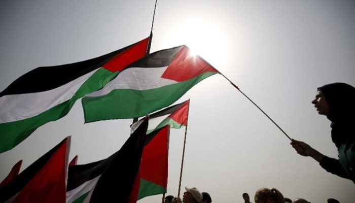 مسيرات أعلام فلسطينية بالضفة والقدس ردًّا على مسيرة المستوطنين