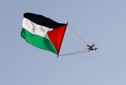 حماس: علم فلسطين رمز لوحدتنا وراية عودتنا لديارنا