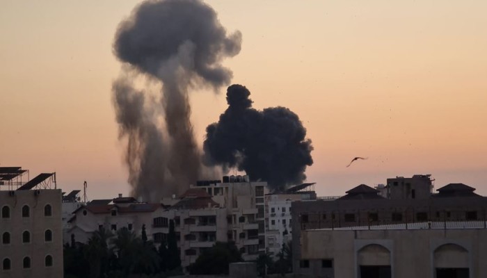 قصف صهيوني يستهدف مواقع للمقاومة في قطاع غزة