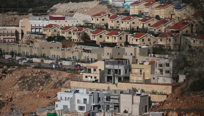 مقاومون يستهدفون منازل مستوطنة خارصينا بالرصاص