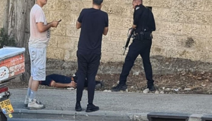 إصابة مستوطن صهيوني بعملية طعن في القدس المحتلة