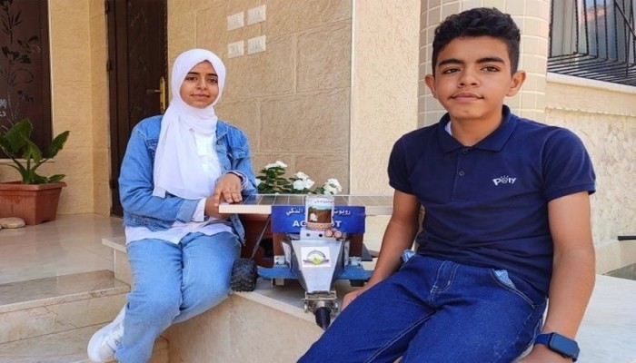 طفلان فلسطينيان يبتكران مزارعا آليا للحماية من اعتداءات الاحتلال