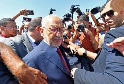 تونس.. الغنوشي يصف الاستفتاء على دستور الانقلاب بالمهزلة
