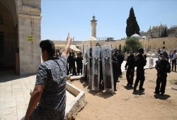 حماس تحذّر الصهاينة من مخطط توسيع باب المغاربة بالمسجد الأقصى
