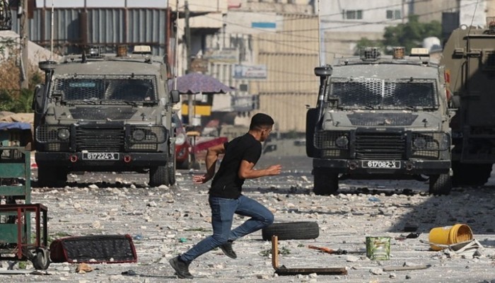 استشهاد جريح في غزة.. وإصابات بمواجهات مع الاحتلال بالضفة