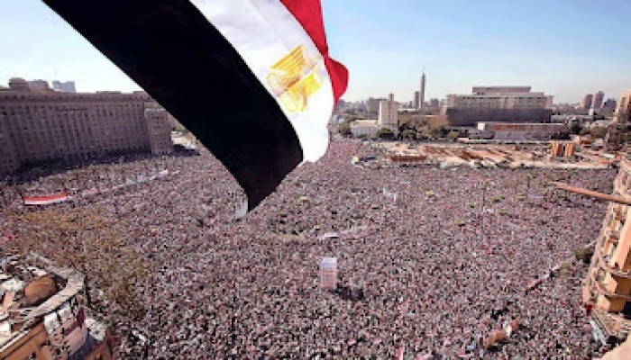 عماد الدين أديب يكتب مجددا عن سقوط السيسي: ركزوا أنظاركم على مصر