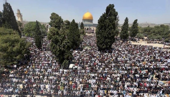 حماس تدعو إلى المشاركة في فجر وجمعة "رباطنا درع" بالأقصى