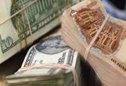 دراسة: نظام الانقلاب وضع مصر على حافة الإفلاس