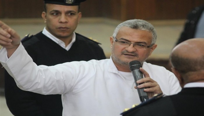 إحالة الصحفي أحمد سبيع إلى المحاكمة بدلا من إطلاق سراحه.. وأسرته تندد