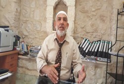 الاحتلال يبعد الشيخ ناجح بكيرات عن الأقصى 6 أشهر