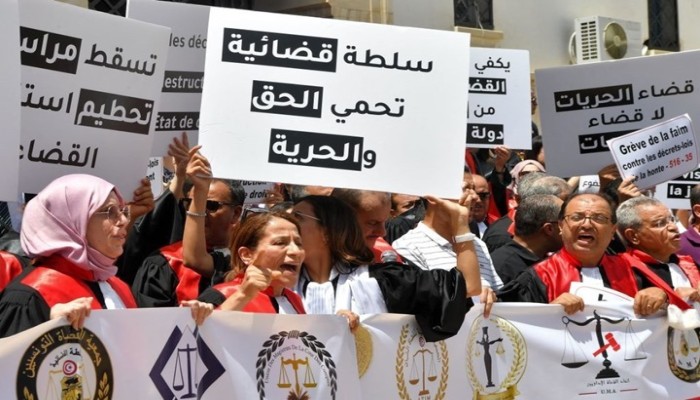مطالبات أممية لتونس بوقف القيود على القضاة