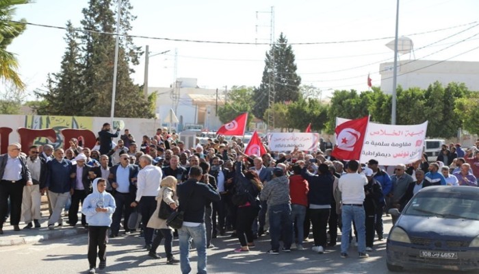 مظاهرة حاشدة في تونس ضد انقلاب قيس سعيد