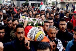 جماهير غفيرة تشيع الشهيد رائد النعسان في بلدة المغير برام الله
