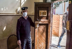 نظام الانقلاب ينفذ خطة لتجويع معتقلين سابقين