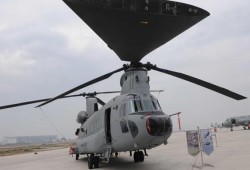 نظام الانقلاب يشتري 12 طائرة شينوك جديدة رغم الانهيار الاقتصادي