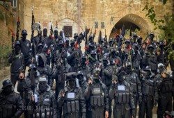 عرين الأسود والكتيبة تستهدفان نقاطًا عسكرية للاحتلال بنابلس