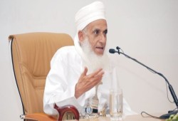 مفتي عمان يستنكر صمت العالم على مأساة مسلمي الهند