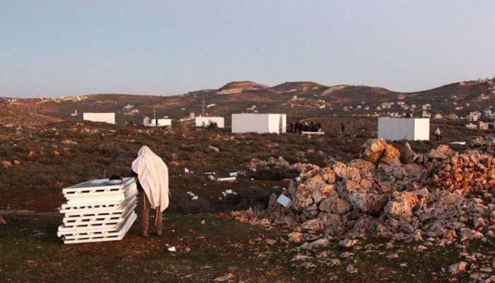صهاينة يقيمون بؤرة استيطانية جديدة في نابلس