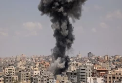 طيران العدو الصهيوني يشن غارات على غزة.. والمقاومة تقصف المستوطنات