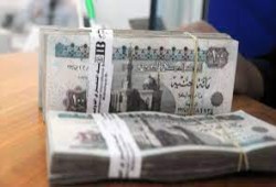 ارتفاع عجز الموازنة لـ 367 مليار جنيه بالنصف الأول من العام المالي