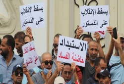 انقلاب تونس.. معتقلون يواجهون تهماً بالتواصل مع دبلوماسيين أجانب