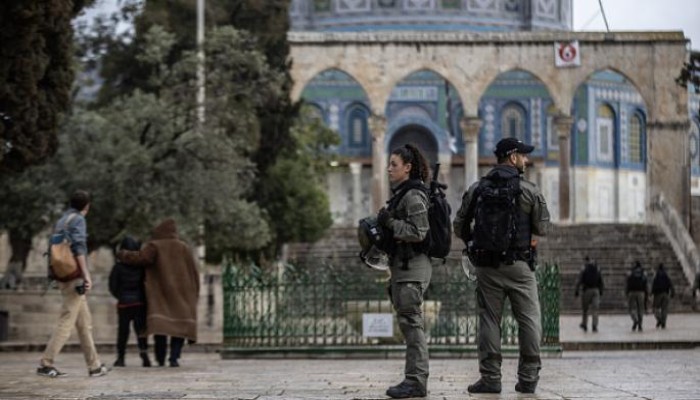 الاحتلال يحوّل القدس إلى ثكنة عسكرية ويشدد إجراءاته