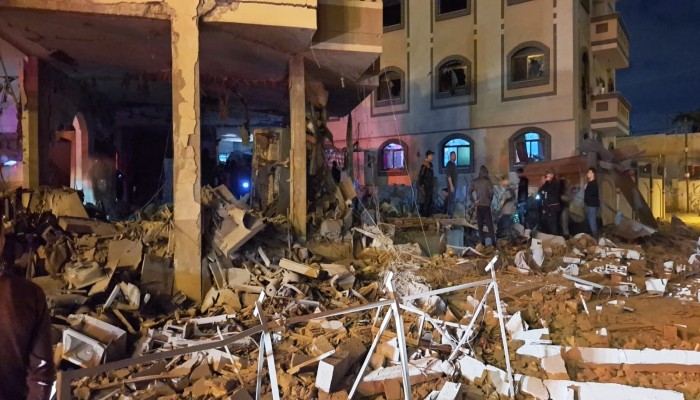 13 شهيدًا منهم 3 قيادات بسرايا القدس وإصابات بعدوان صهيوني على غزة