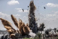 33 شهيداً ثلثهم نساء وأطفال وخسائر 8 مليون دولار منذ بداية العدوان