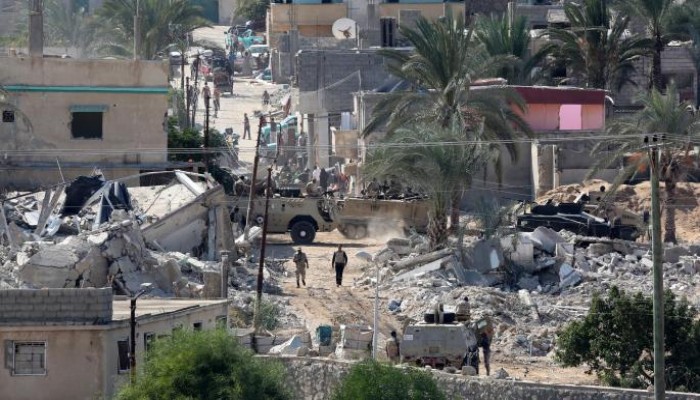 نظام الانقلاب يطرد سكان من قرى سيناء مجدداً بعد توثيقهم الدمار