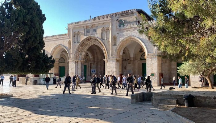 فصائل المقاومة تحذر من تداعيات مخطط هيلفي لتقسيم الأقصى
