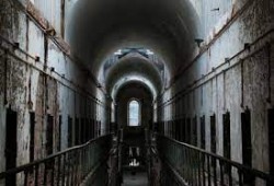 حقوقيون ينتقدون توسع نظام الانقلاب في بناء السجون