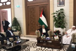 مشعل يزور الجزائر ويشيد بأداء المقاومة الفلسطينية بجنين