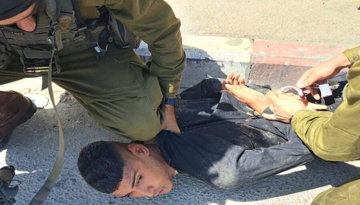 الاحتلال يعتقل مواطنين من بيت لحم والقدس