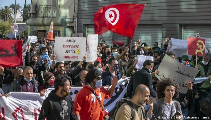 تونس.. حركة النهضة تندد بالتنكيل بالمعتقلين وإعلان الحرب على حرية الرأي