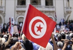 معارض تونسي يطلق مبادرة الرئيس التوافقي لمواجهة سعيد