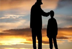 الأب المُربي لا الممول.. دور غائب ودعم مطلوب