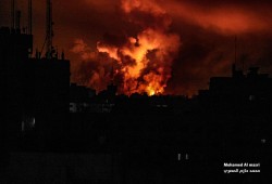 انقطاع الاتصالات والإنترنت.. قصف صهيوني مكثف على قطاع غزة