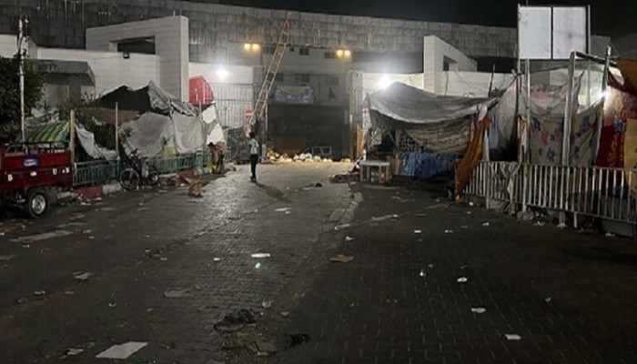 الاحتلال يخلي الطواقم الطبية والمرضى والنازحين من مشفى الشفاء