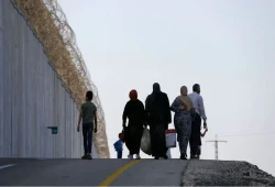 عنف المستوطنين الصهاينة يجبر ألف فلسطيني على ترك منازلهم بالضفة المحتلة