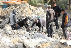 53 يوما من العدوان على غزة.. استمرار البحث عن مفقودين تحت الركام والاحتلال يخرق الهدنة