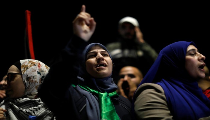 الإعلان عن أسماء الدفعة الخامسة من صفقة التبادل