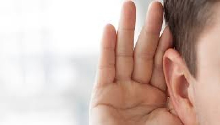 التربية بالاستماع.. أنصت باهتمام كي تتكلم بتأثير