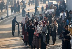 استمرار المفاوضات حول الهدنة في غزة رغم استئناف العدوان