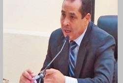 قاض تونسي يستغيث من سجنه ويكشف تعرض القضاء للتهديد