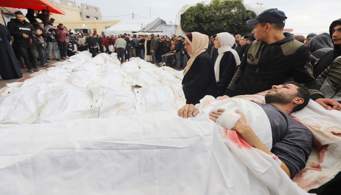 16 مجزرة تسفر عن 195 شهيدًا في 24 ساعة بغزة